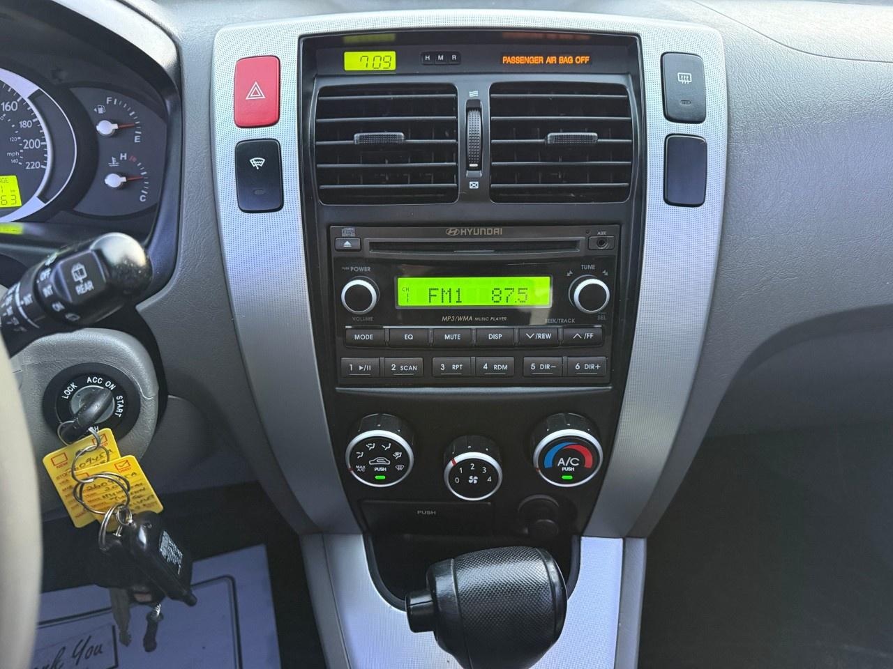 2008 Hyundai Tucson FWD 4dr V6 Auto GL Photo