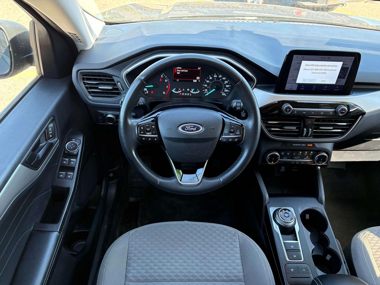 2022 Ford Escape SE AWD   NAV   Clean Carfax Photo