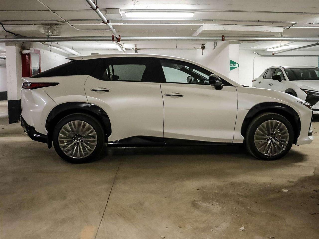 2025 Lexus RZ EXECUTIVE AWD MARK LEVINSON HUD Photo2