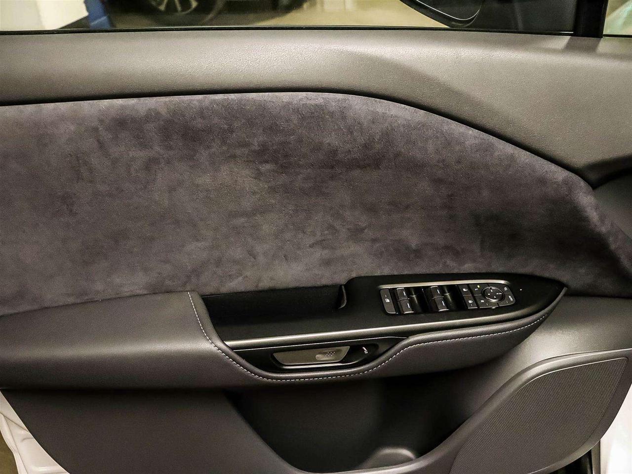2025 Lexus RZ EXECUTIVE AWD MARK LEVINSON HUD Photo