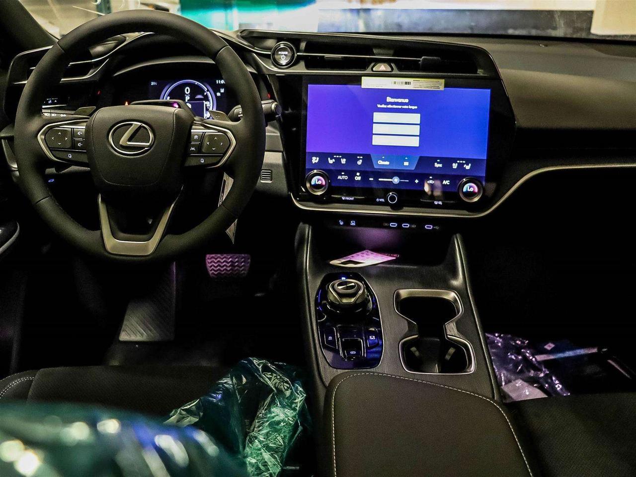 2025 Lexus RZ EXECUTIVE AWD MARK LEVINSON HUD Photo