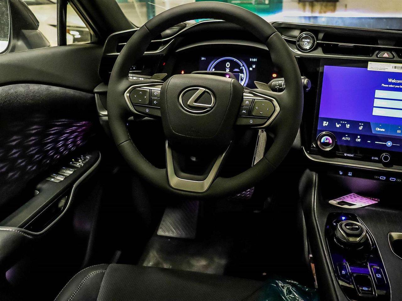 2025 Lexus RZ EXECUTIVE AWD MARK LEVINSON HUD Photo