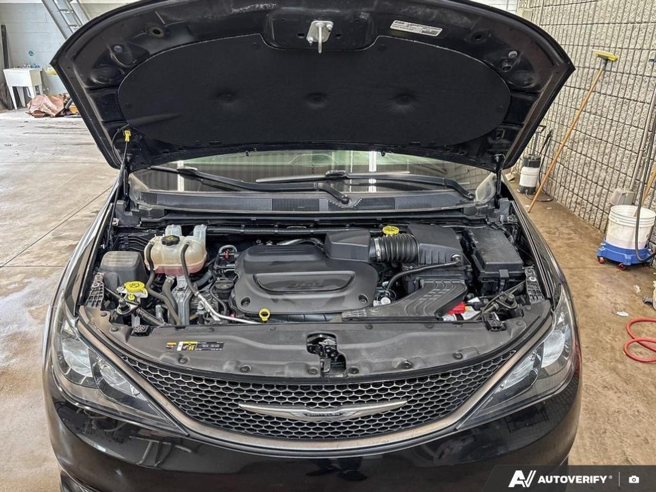 2022 Chrysler Grand Caravan SXT Front-Wheel Drive Passenger Van Photo