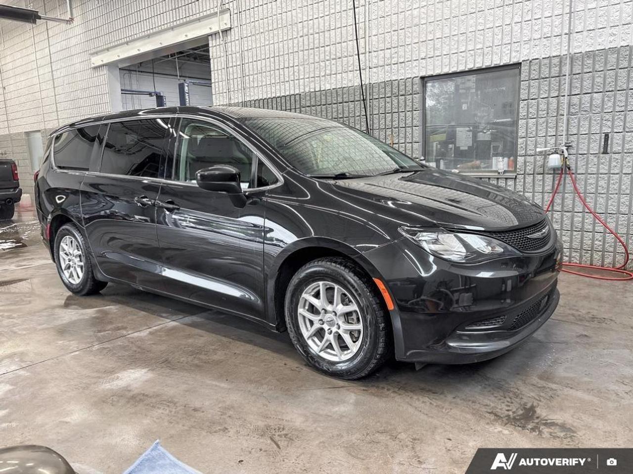 2022 Chrysler Grand Caravan SXT Front-Wheel Drive Passenger Van Photo