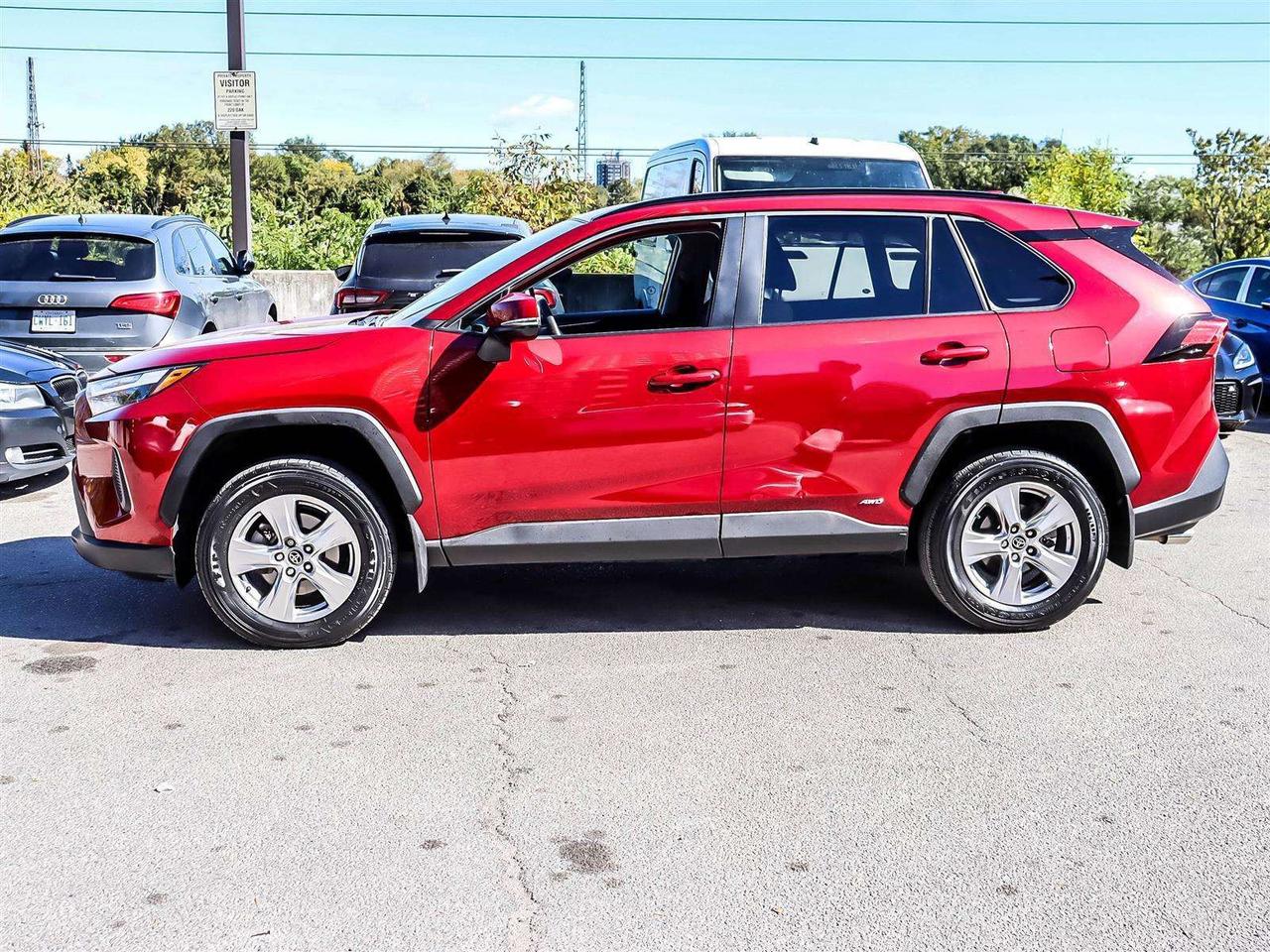 2024 Toyota RAV4 HYBRID XLE AWD ADAPTIVE CRUISE LANE DEPARTURE Photo