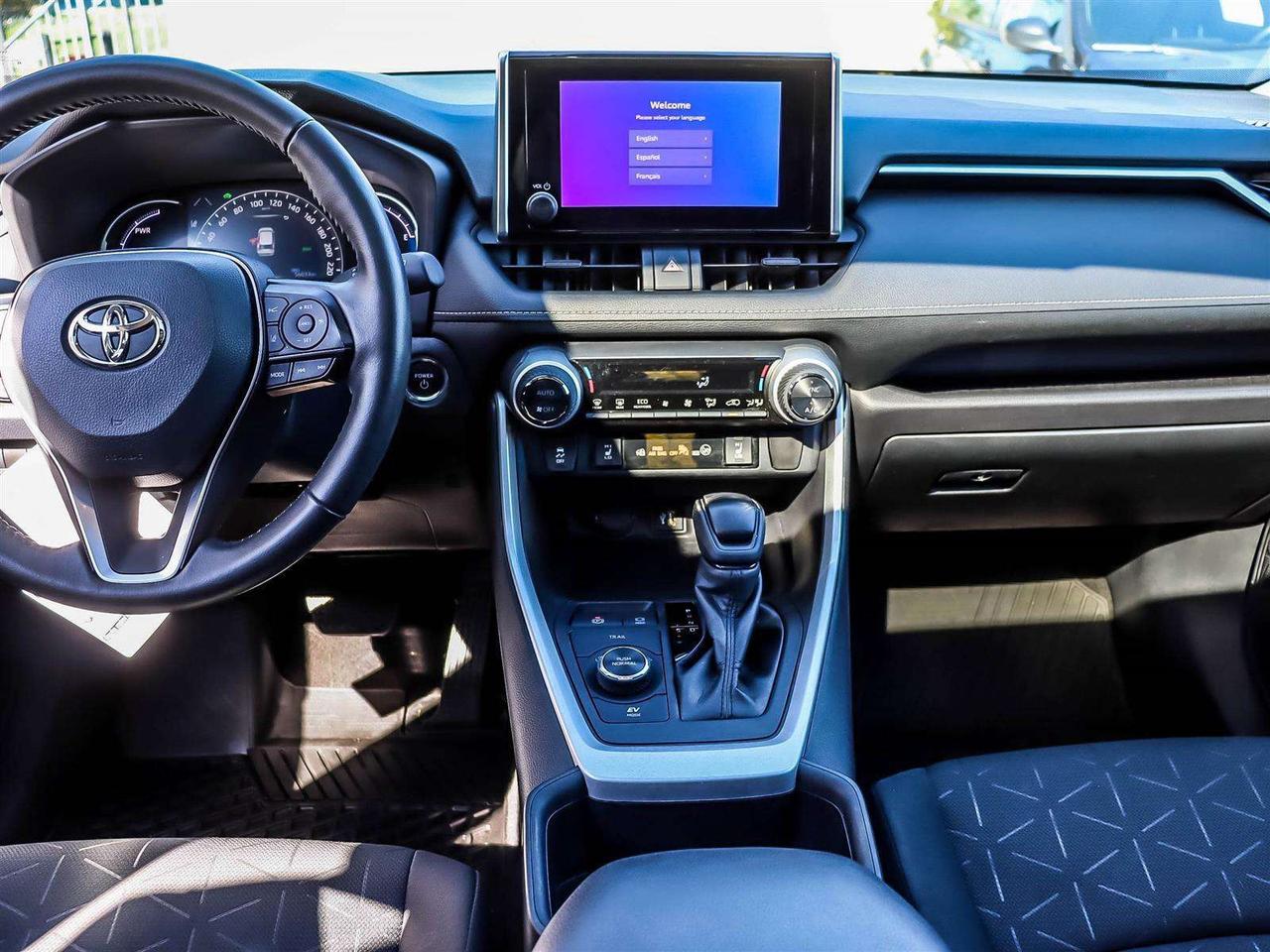 2024 Toyota RAV4 HYBRID XLE AWD ADAPTIVE CRUISE LANE DEPARTURE Photo