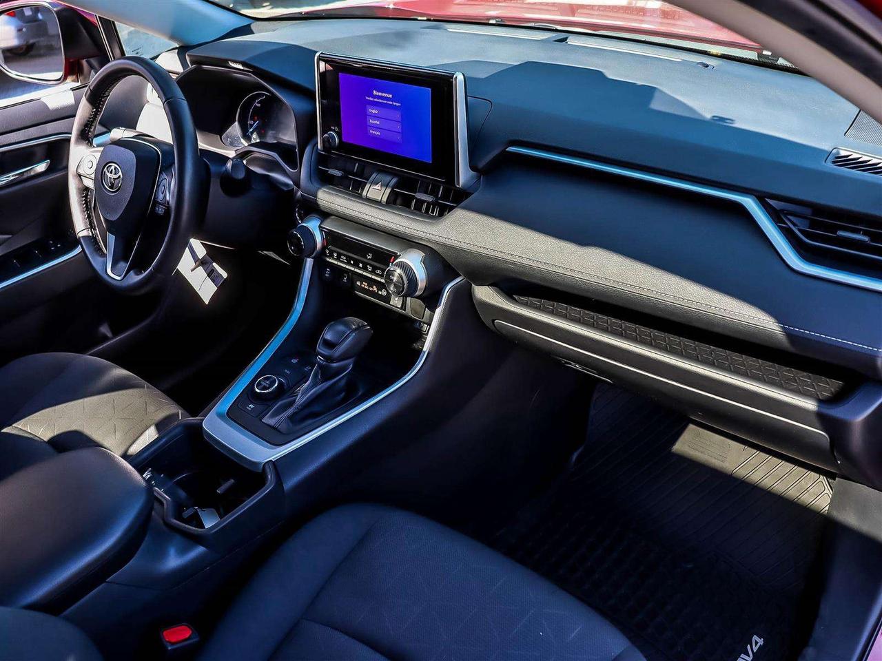 2024 Toyota RAV4 HYBRID XLE AWD ADAPTIVE CRUISE LANE DEPARTURE Photo