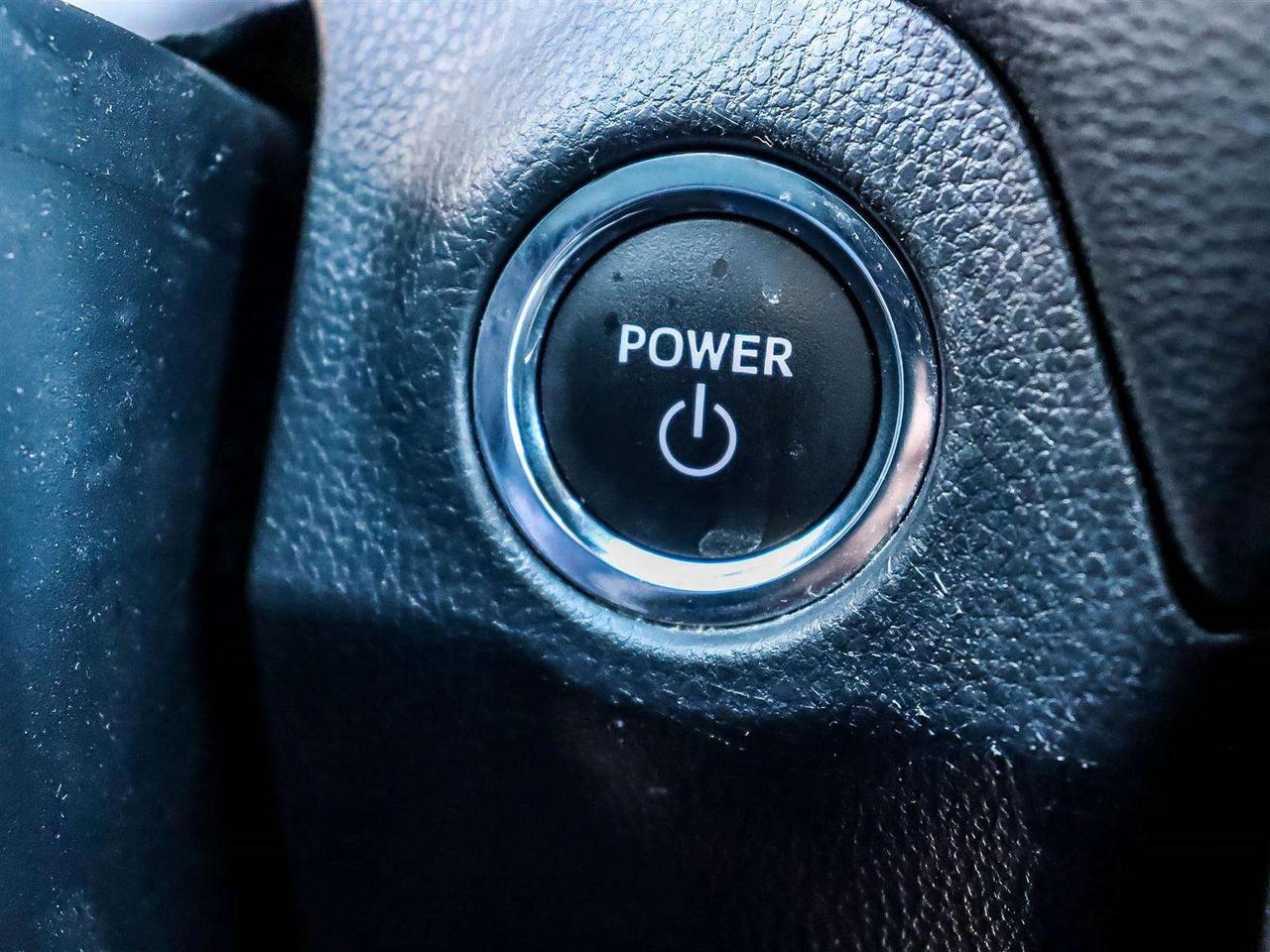 2024 Toyota RAV4 HYBRID XLE AWD ADAPTIVE CRUISE LANE DEPARTURE Photo
