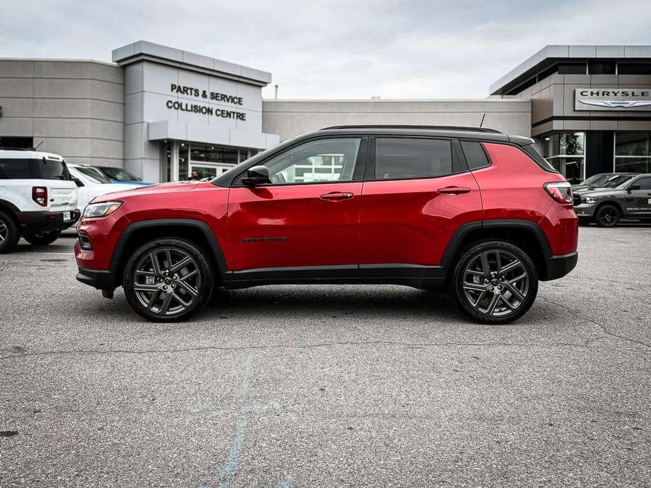 2026 Jeep Compass Limited   LIMITED ALTITUDE   PANO ROOF   ALPINE AUDIO   ADAPTIVE CRUISE   NAVIGATION Photo