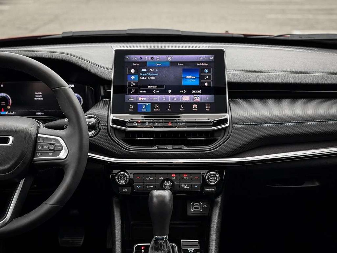 2026 Jeep Compass Limited   LIMITED ALTITUDE   PANO ROOF   ALPINE AUDIO   ADAPTIVE CRUISE   NAVIGATION Photo