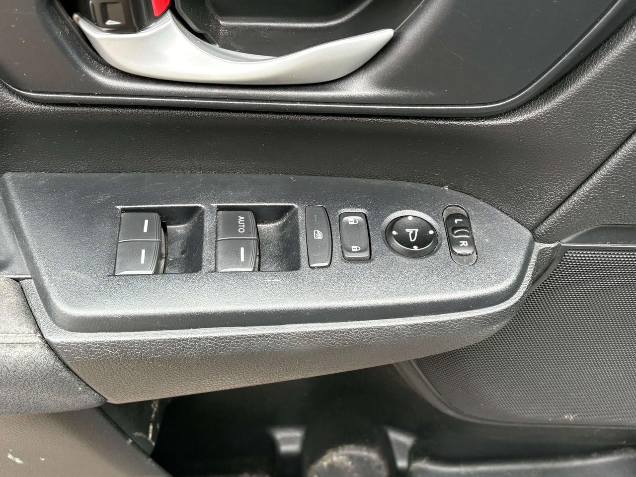 2019 Honda CR-V LX AWD   Clean Carfax Photo