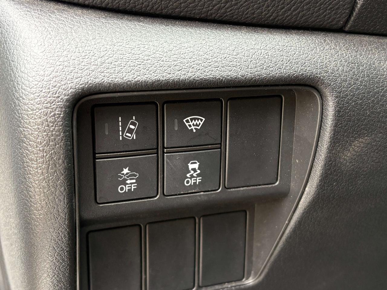 2019 Honda CR-V LX AWD   Clean Carfax Photo