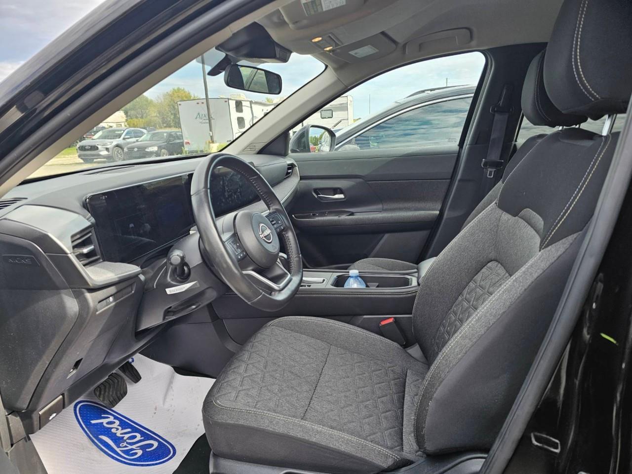 2025 Nissan Kicks SV 4dr All-Wheel Drive Photo