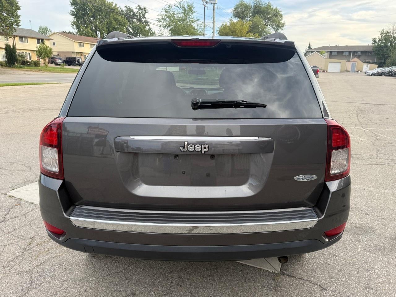 2015 Jeep Compass FWD 4DR HIGH ALTITUDE Photo