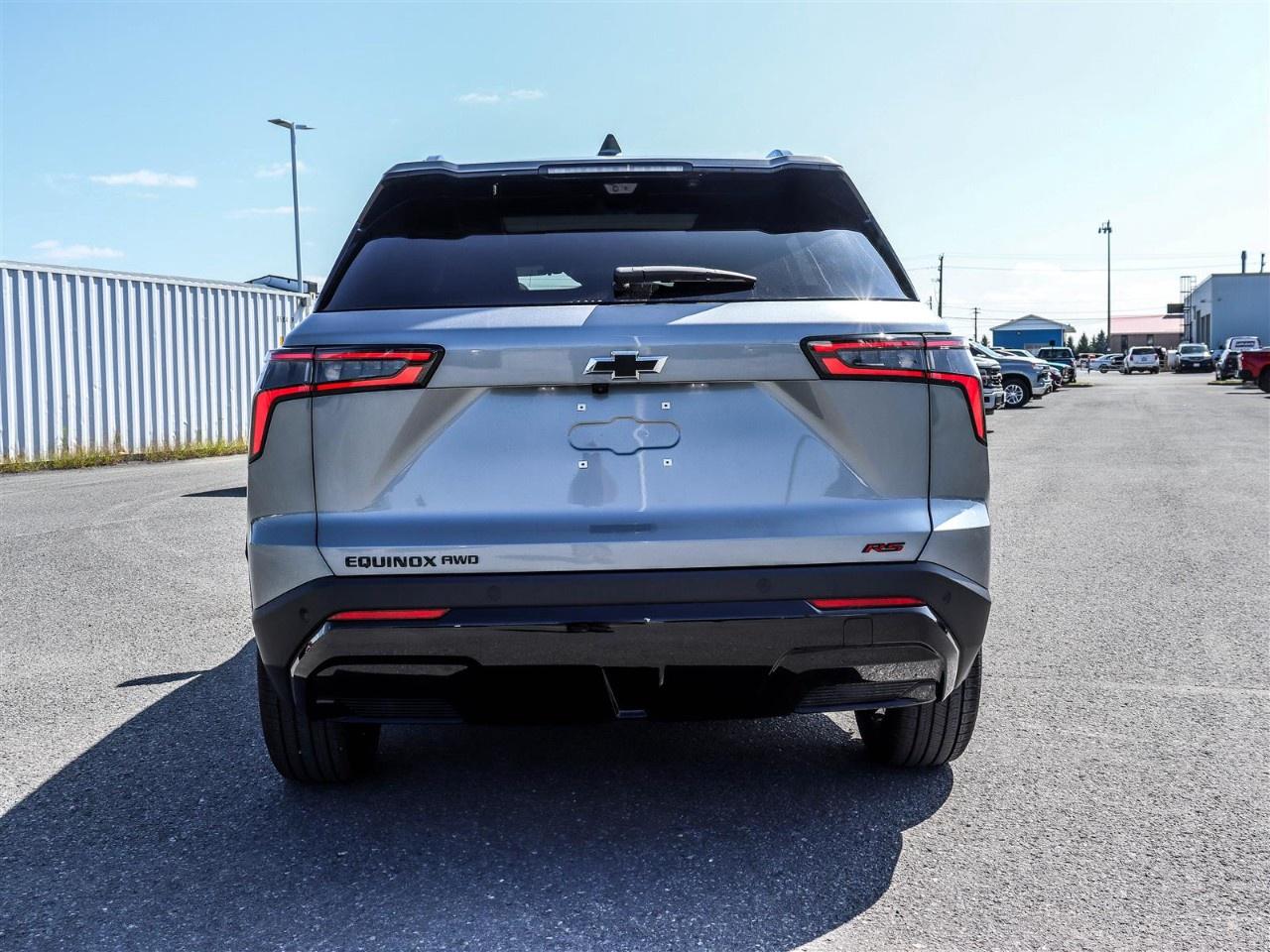 2027 Chevrolet Equinox AWD RS Photo3