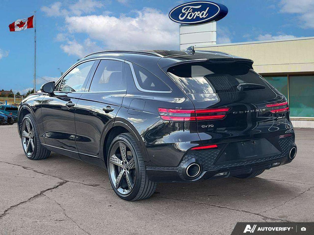 2024 Genesis GV70 3.5T Sport Plus w/o LSD   3.5L TURBO   MASSAGE SEATS Photo