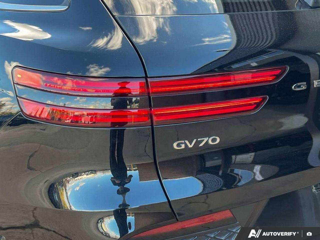 2024 Genesis GV70 3.5T Sport Plus w/o LSD   3.5L TURBO   MASSAGE SEATS Photo