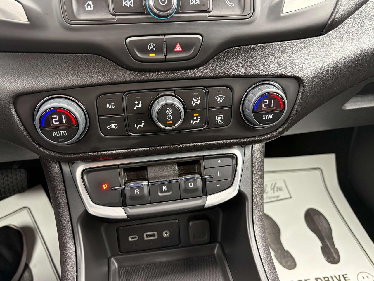 2024 GMC Terrain SLE/AWD/HEATED SEATS/BACK UP CAM/CALL PICTON Photo