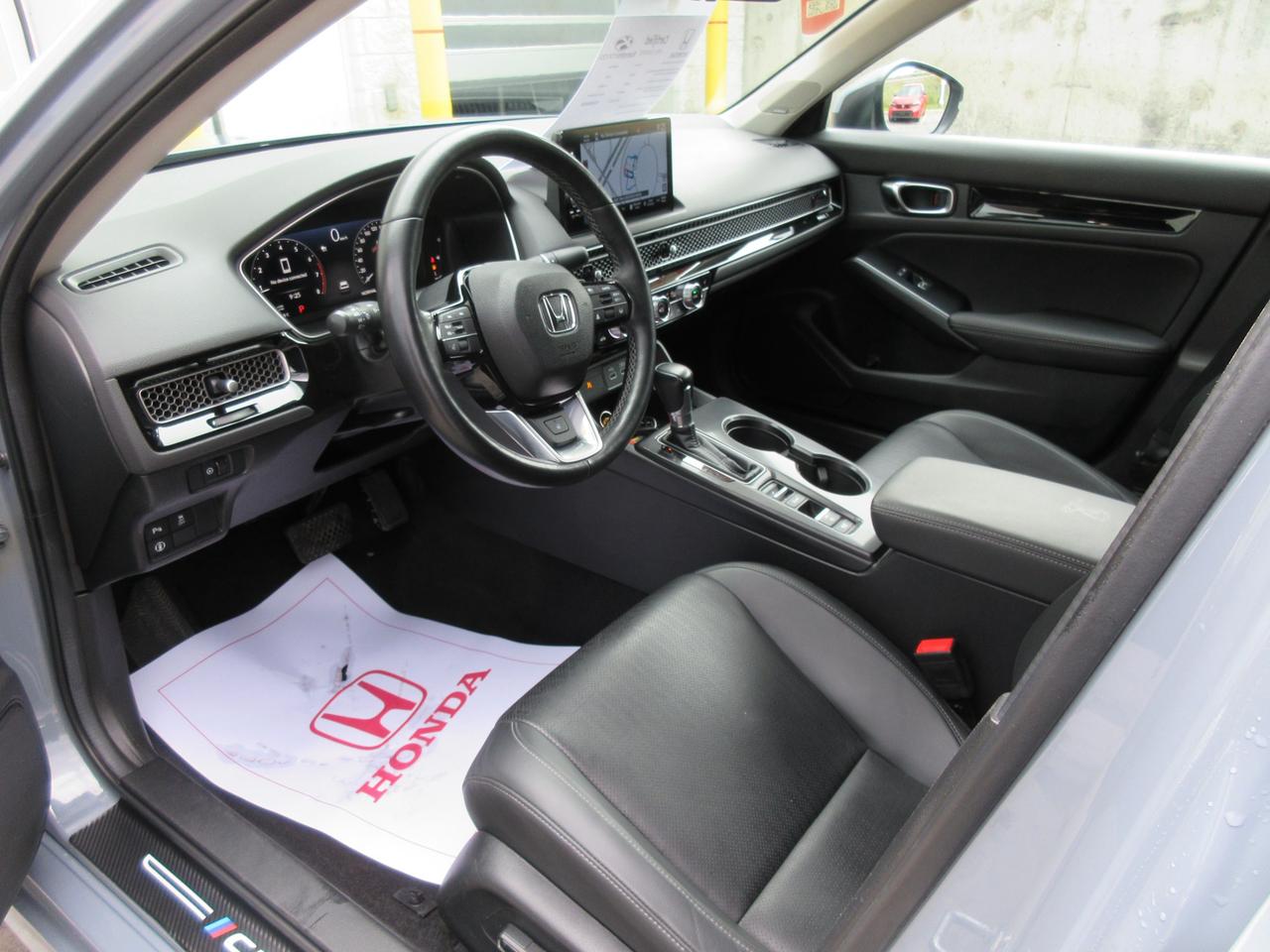 2023 Honda Civic Touring 4dr Sedan Photo