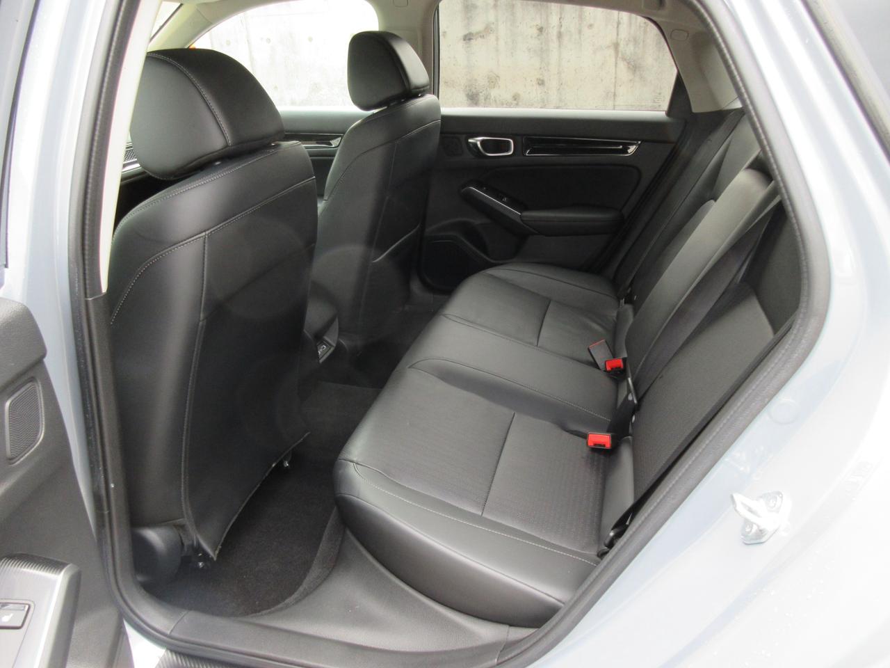 2023 Honda Civic Touring 4dr Sedan Photo