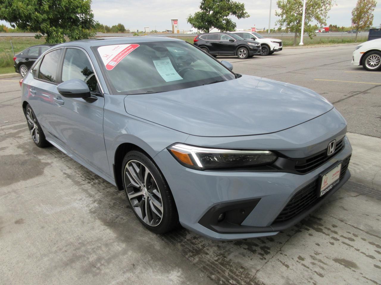 2023 Honda Civic Touring 4dr Sedan Photo