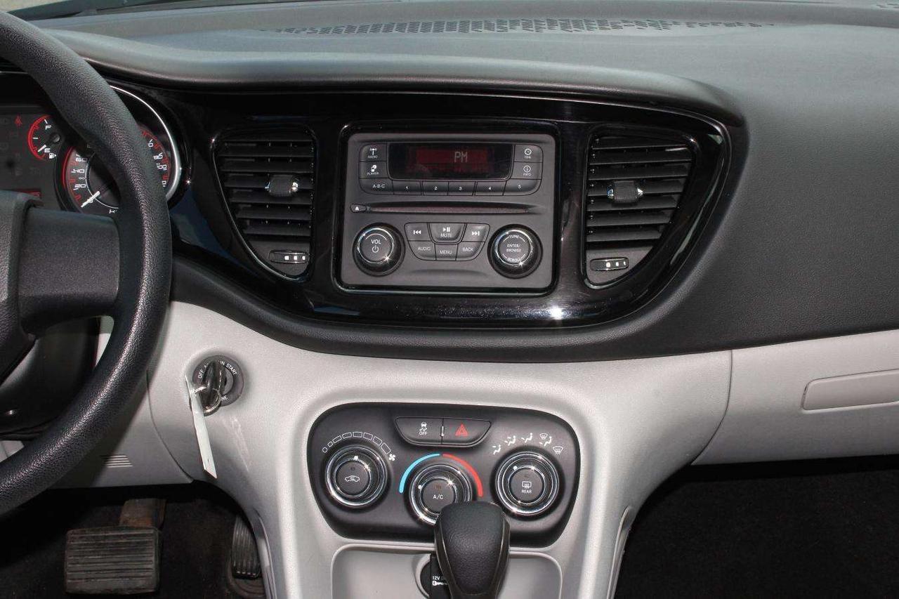 2013 Dodge Dart SXT Photo