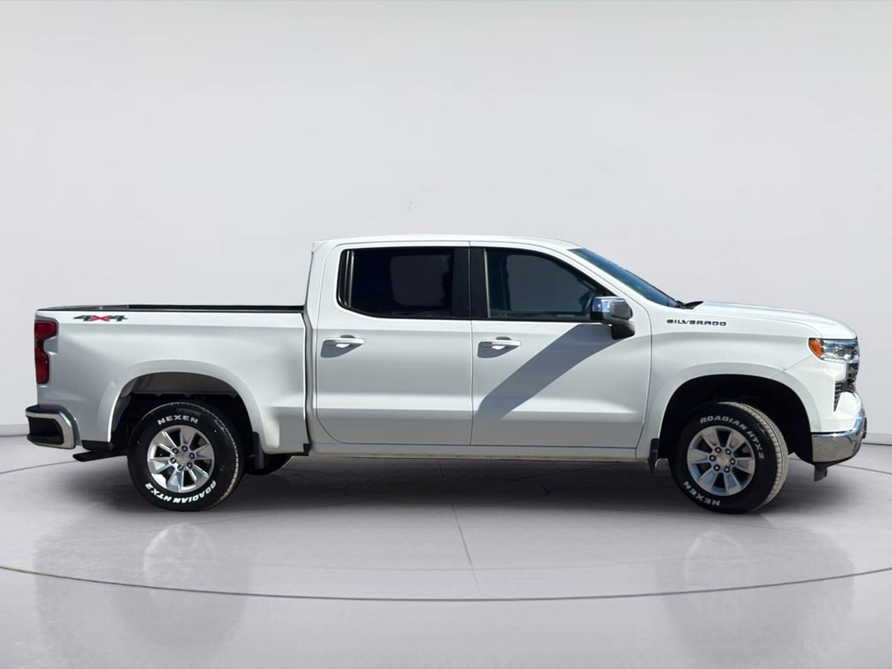 2025 Chevrolet Silverado 1500 LT Photo