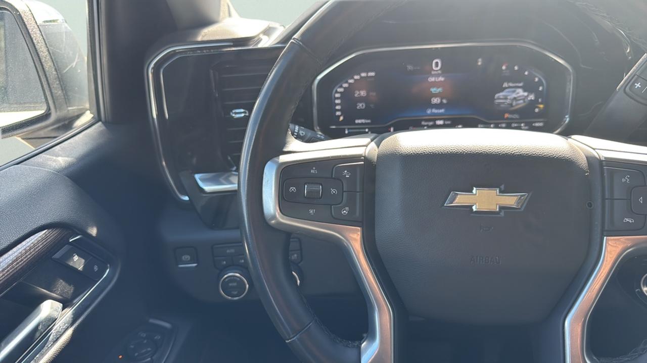 2025 Chevrolet Silverado 1500 LT Photo