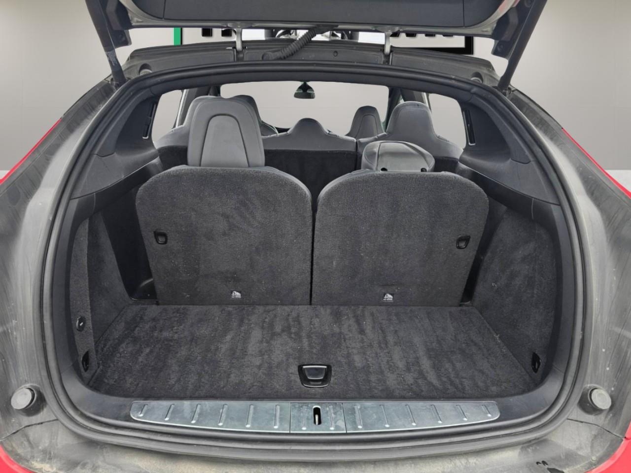 2018 Tesla Model X  Photo