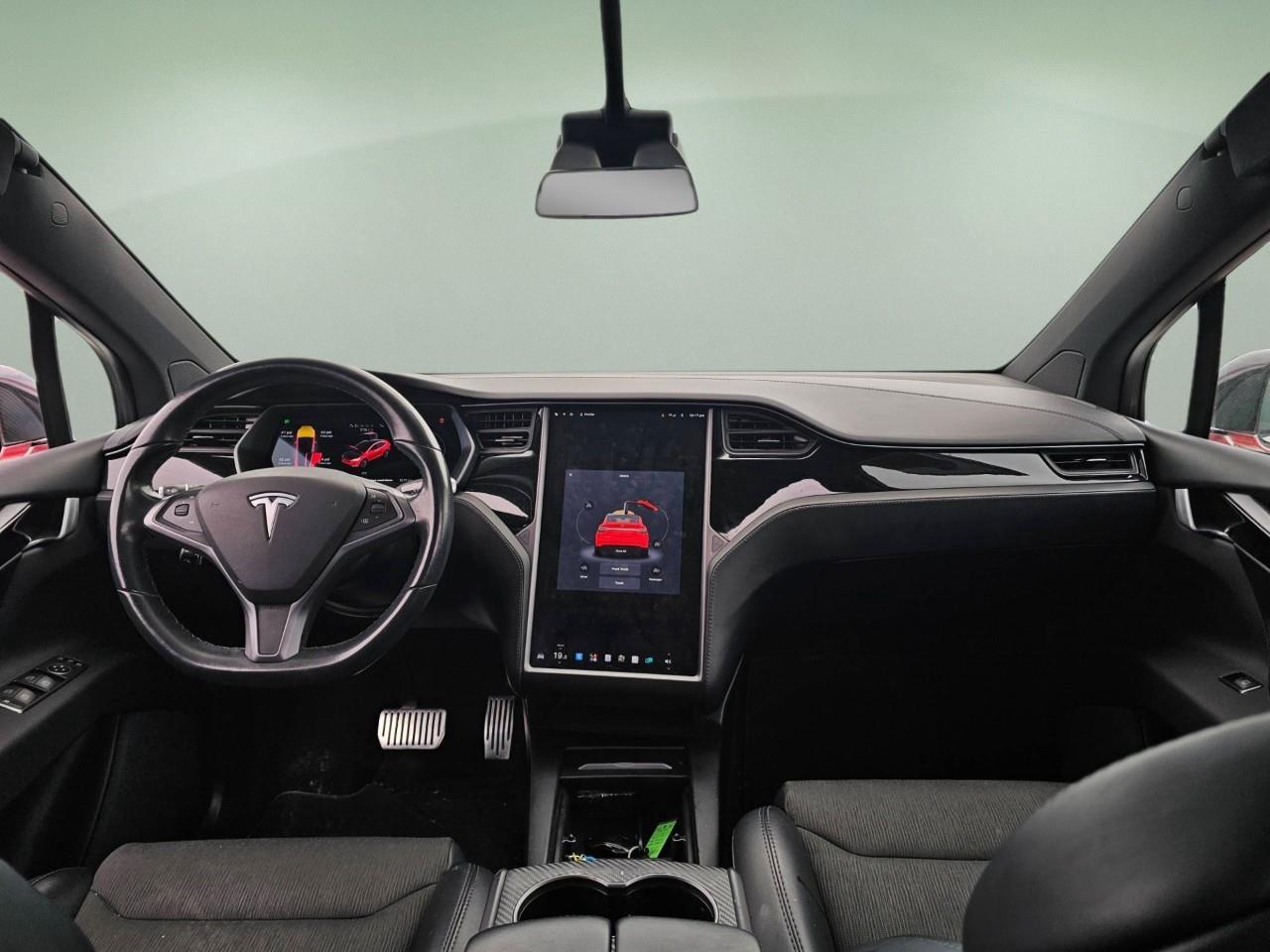2018 Tesla Model X  Photo