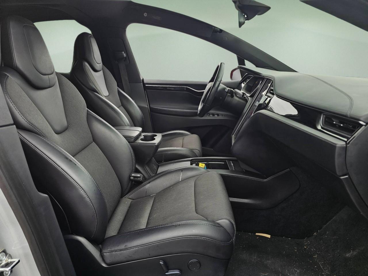 2018 Tesla Model X  Photo