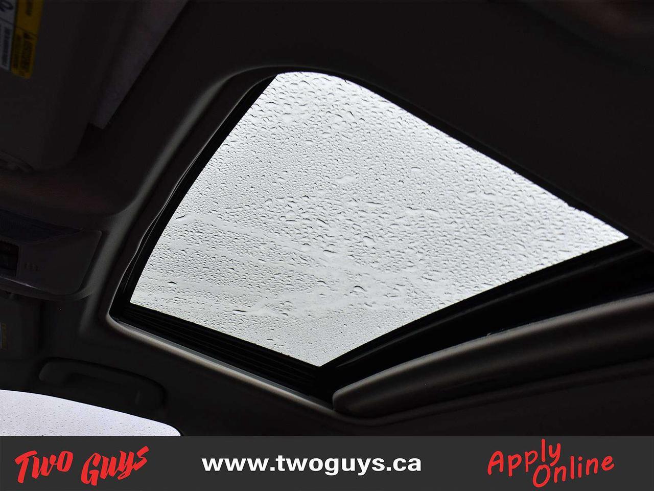 2022 Toyota RAV4 XLE AWD Sunroof Leather Back Up Camera Photo