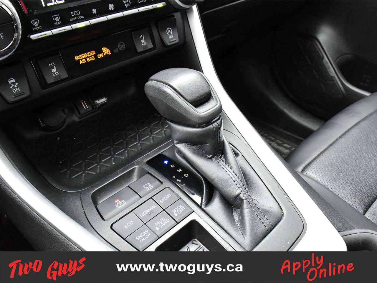 2022 Toyota RAV4 XLE AWD Sunroof Leather Back Up Camera Photo
