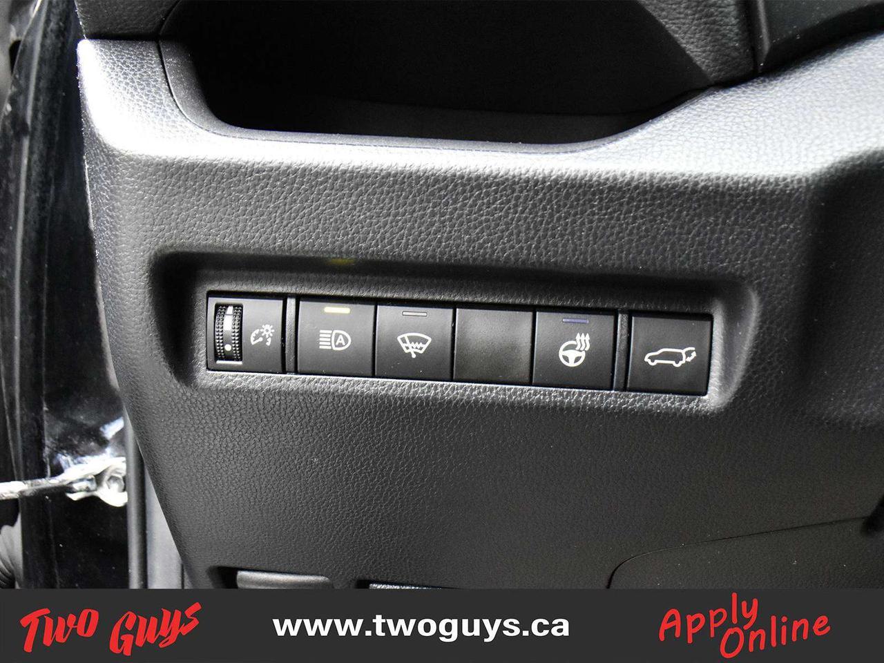 2022 Toyota RAV4 XLE AWD Sunroof Leather Back Up Camera Photo