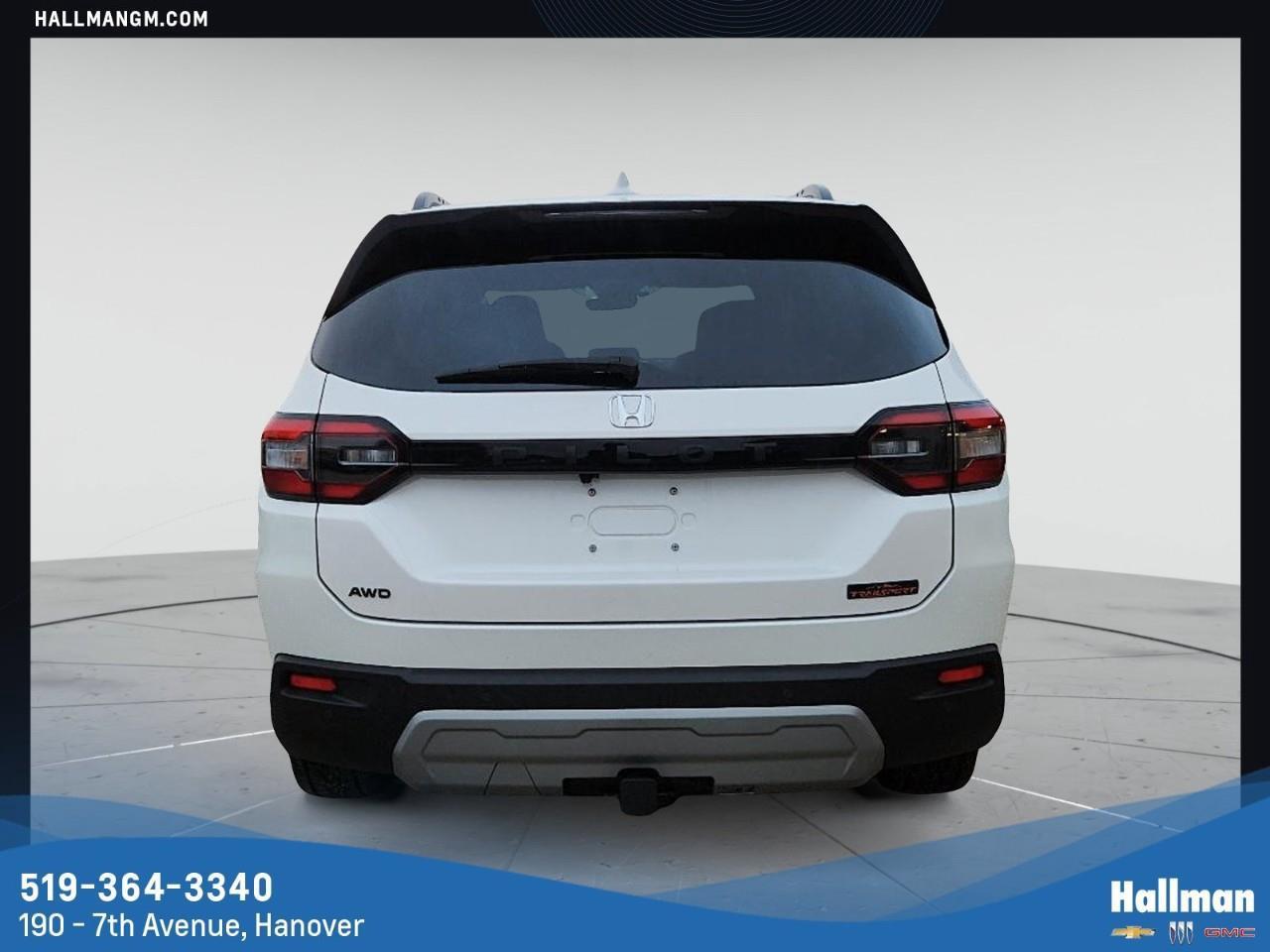 2025 Honda Pilot TrailSport 4dr All-Wheel Drive Photo4
