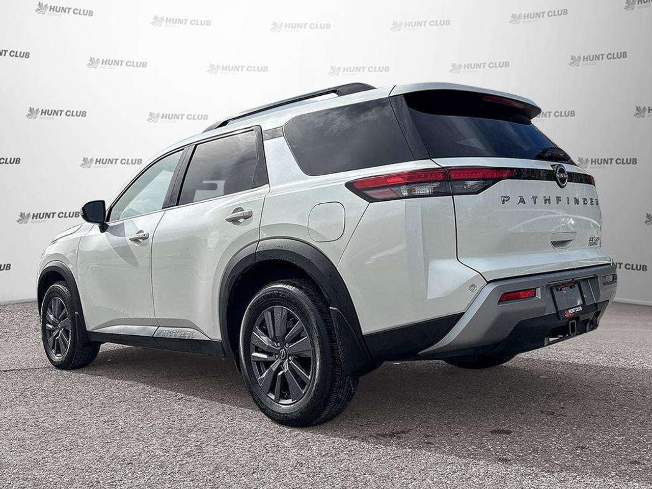 2024 Nissan Pathfinder SV   7 Passenger   Moonroof   360 View Camera   Apple CarPlay Photo