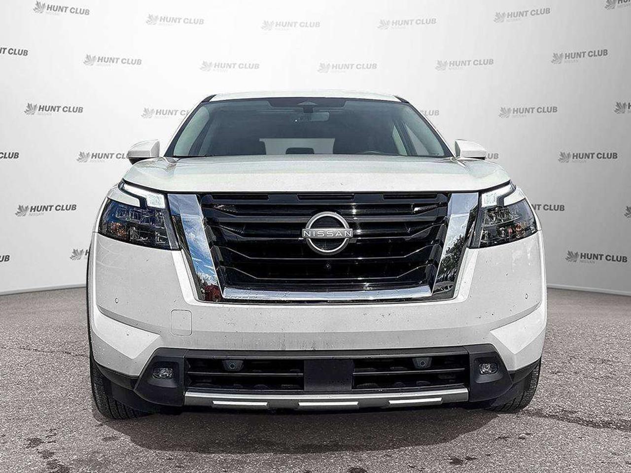2024 Nissan Pathfinder SV   7 Passenger   Moonroof   360 View Camera   Apple CarPlay Photo