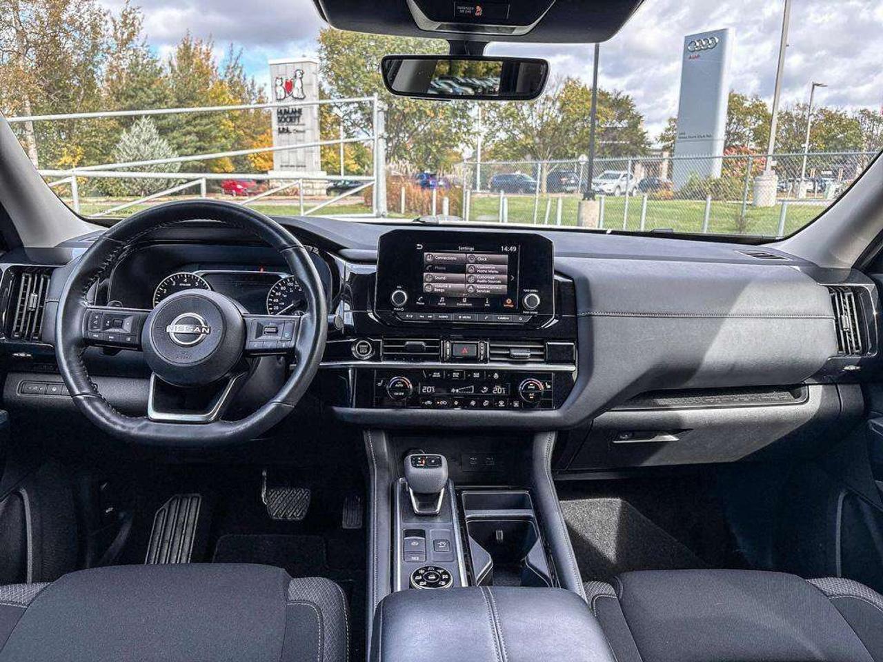 2024 Nissan Pathfinder SV   7 Passenger   Moonroof   360 View Camera   Apple CarPlay Photo