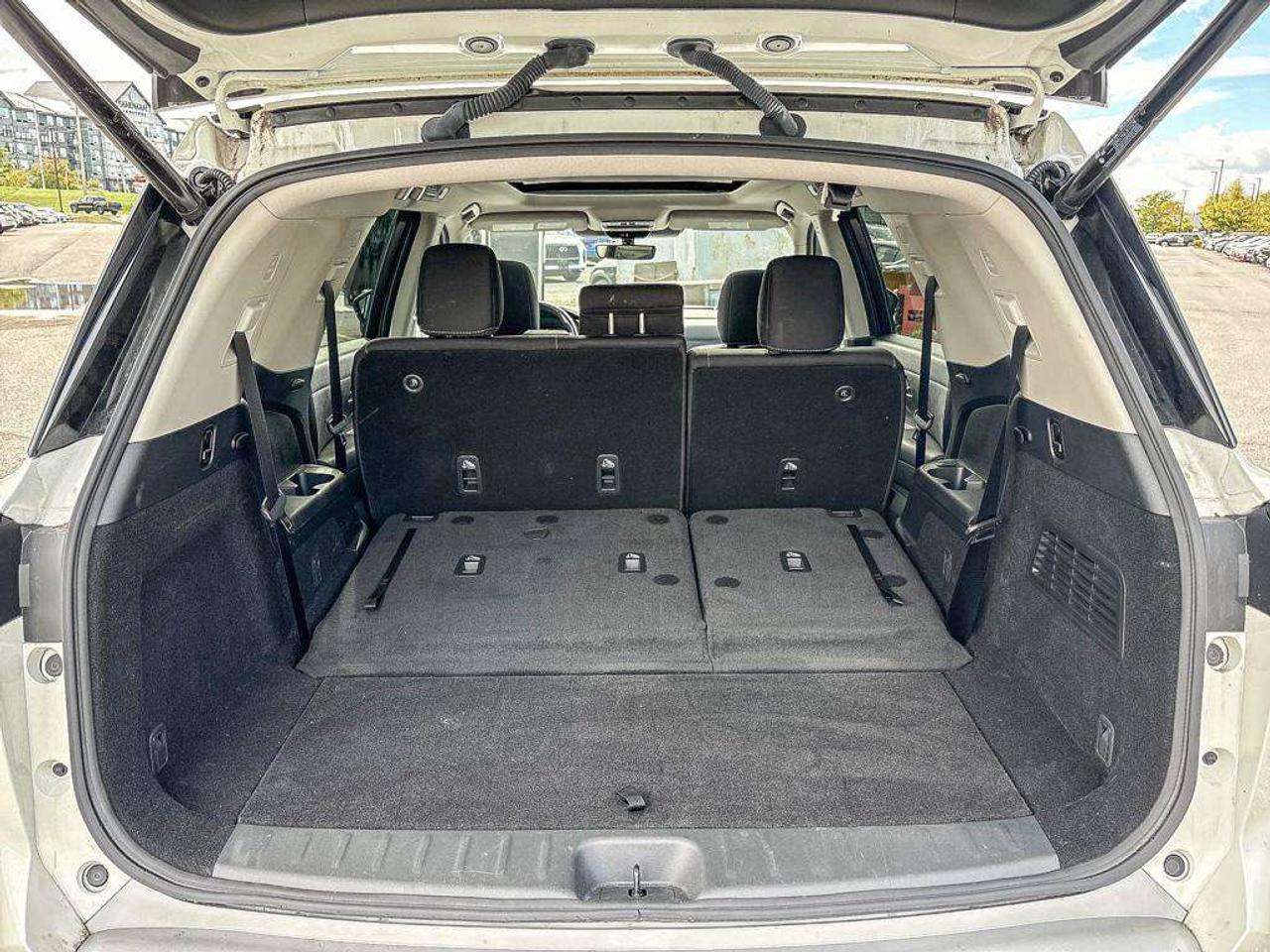 2024 Nissan Pathfinder SV   7 Passenger   Moonroof   360 View Camera   Apple CarPlay Photo