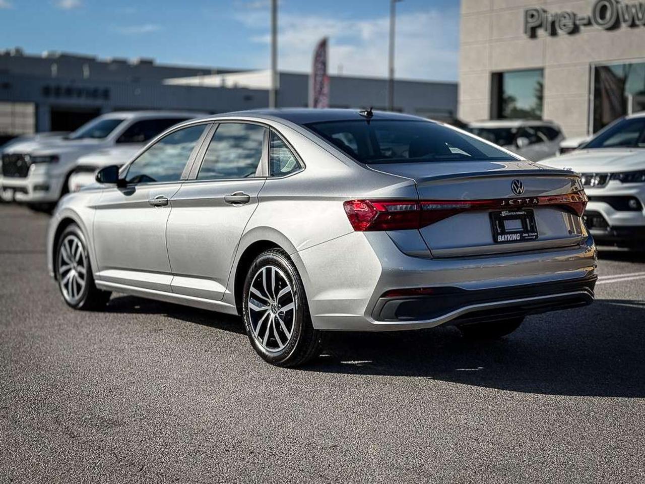 2025 Volkswagen Jetta Comfortline   HEATED SEATS & STEERING WHEEL   REMOTE START   ADAPTIVE CRUISE   WIRELESS APPLE CARPLAY Photo
