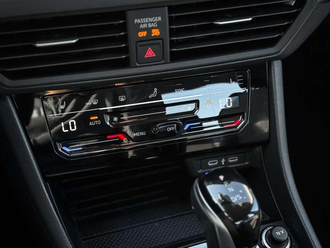 2025 Volkswagen Jetta Comfortline   HEATED SEATS & STEERING WHEEL   REMOTE START   ADAPTIVE CRUISE   WIRELESS APPLE CARPLAY Photo