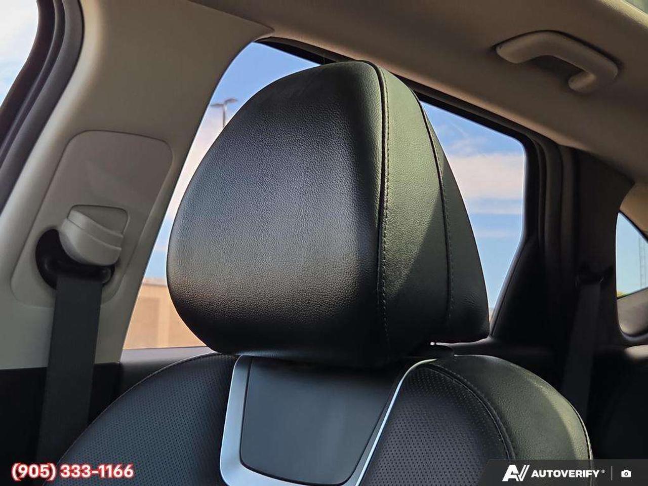 2023 Hyundai Tucson Apple CarPlay & Android Auto • Power Sunroof • Leather Seating • Built-In Navigation System • Remote Start System • Heate Photo