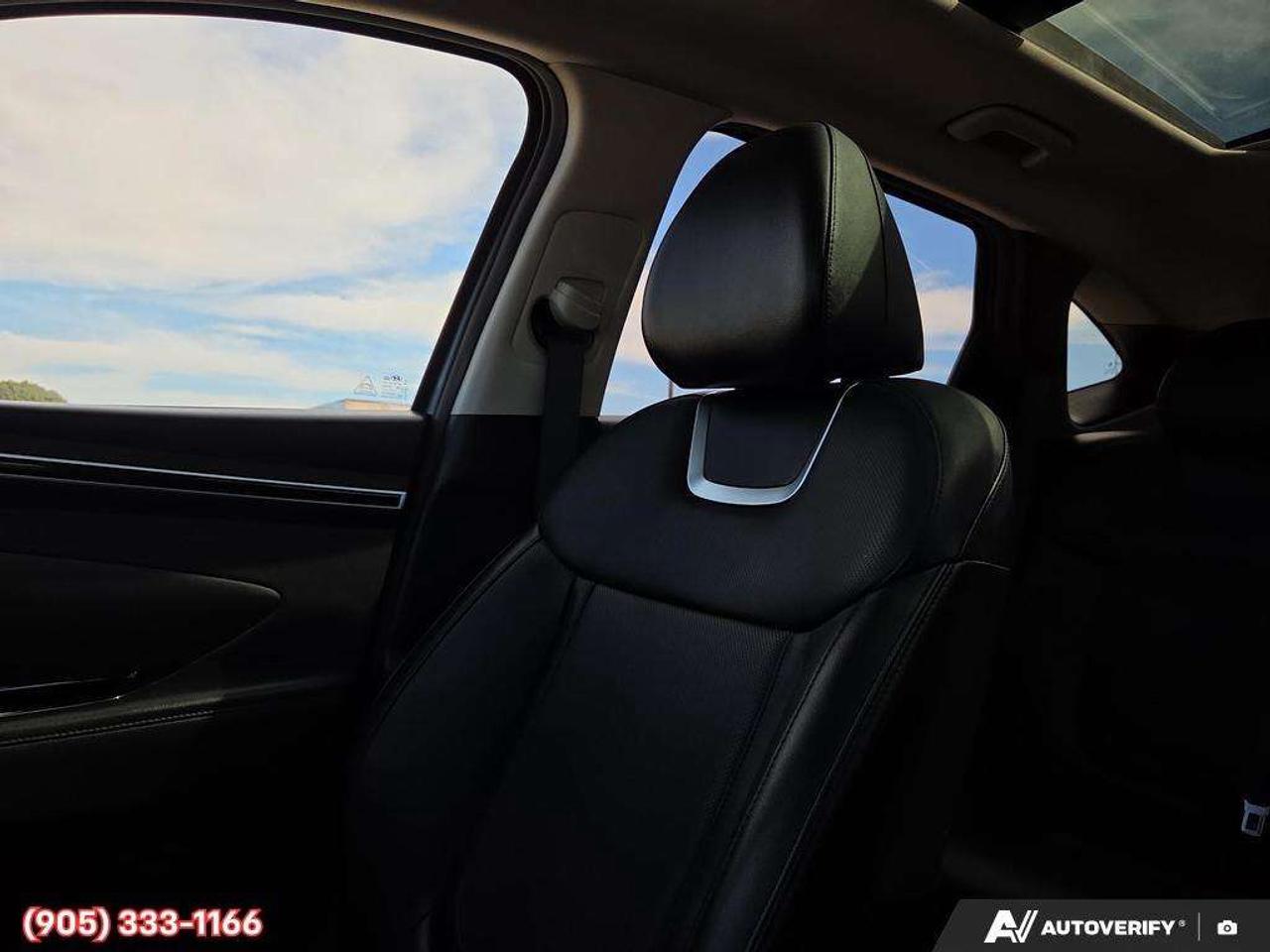 2023 Hyundai Tucson Apple CarPlay & Android Auto • Power Sunroof • Leather Seating • Built-In Navigation System • Remote Start System • Heate Photo