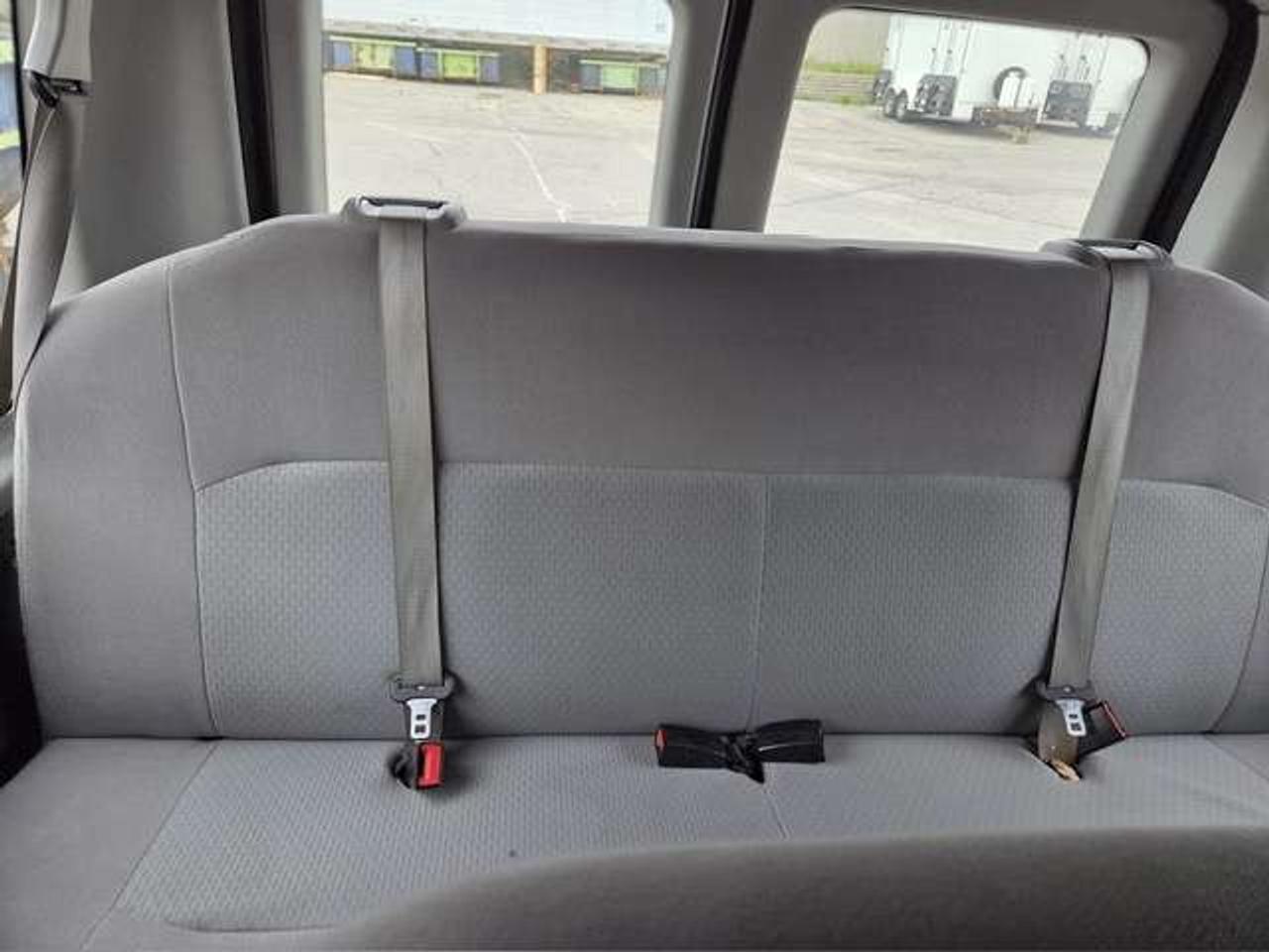 2012 Ford Econoline XLT 12 PASSENGER-CERTIFIED-NO ACCIDENTS! Photo