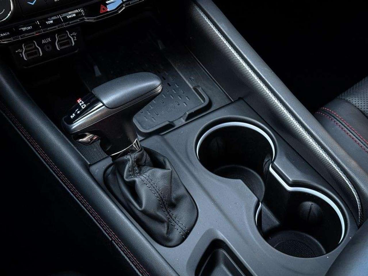 2026 Dodge Durango GT HEMI V8   BLACKTOP   TOW ’N GO   SUNROOF   HEATED/VENTILATED LEATHER   BREMBO BRAKES Photo