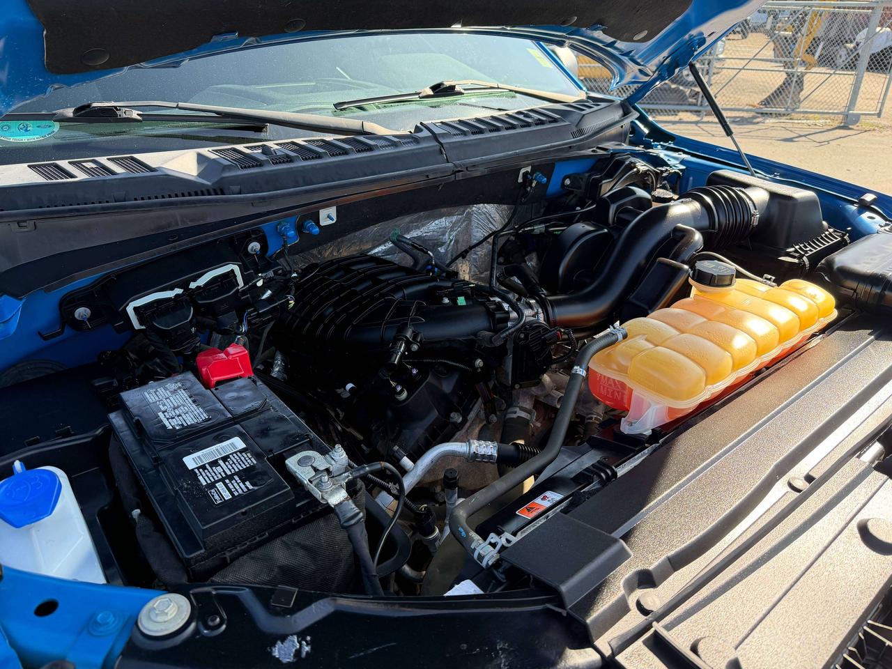 2016 Ford F-150 XLT Photo