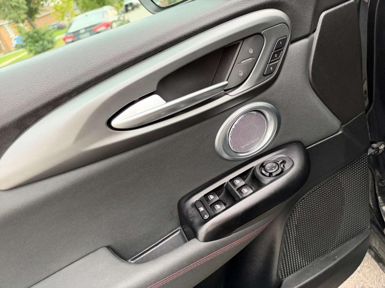 2024 Dodge Hornet GT Plus AWD * NO ACCIDENTS / 1 OWNER / DRIVER ASSIST / PANORAMIC ROOF Photo