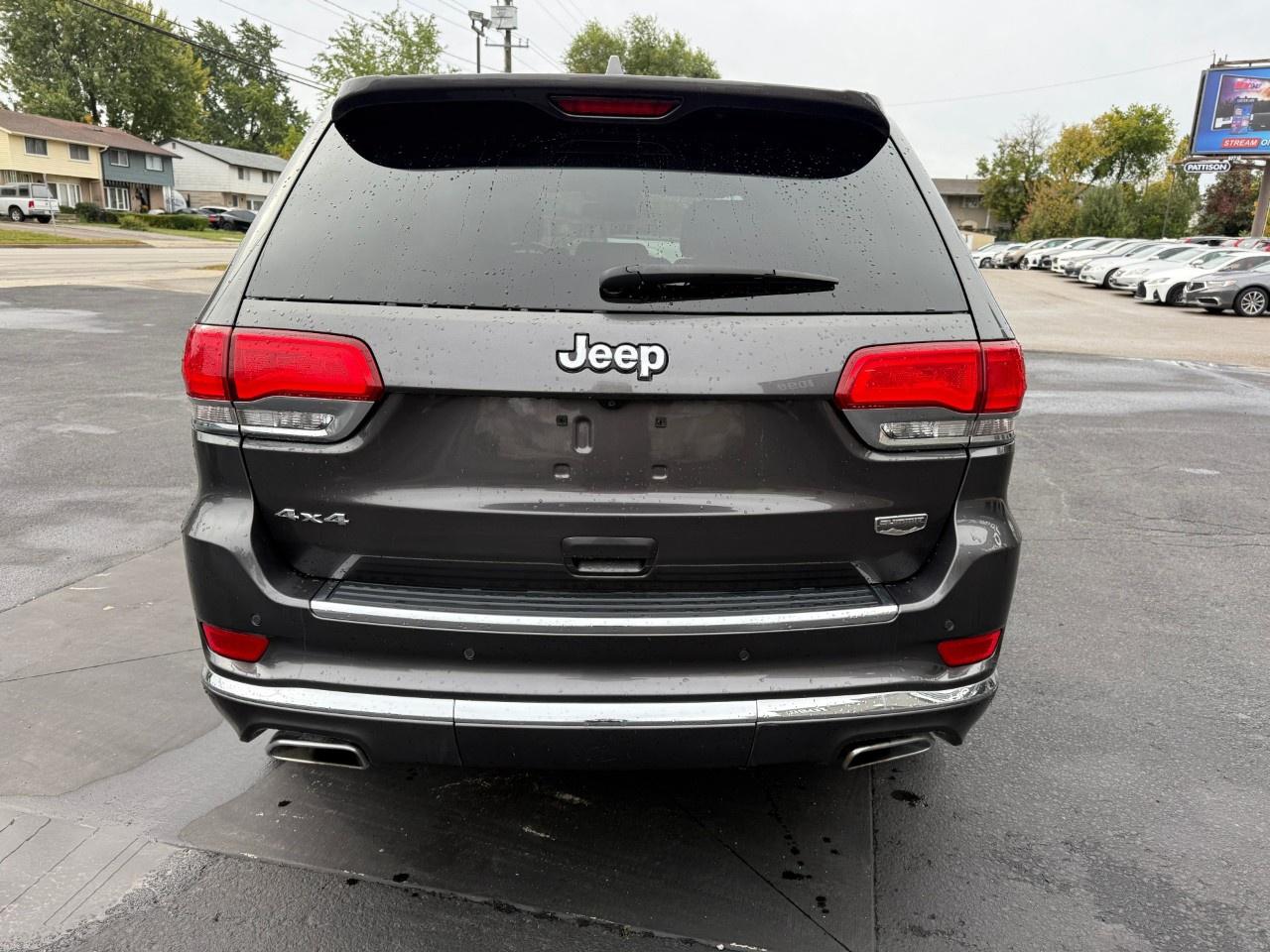 2015 Jeep Grand Cherokee 4WD 4dr Summit Photo3