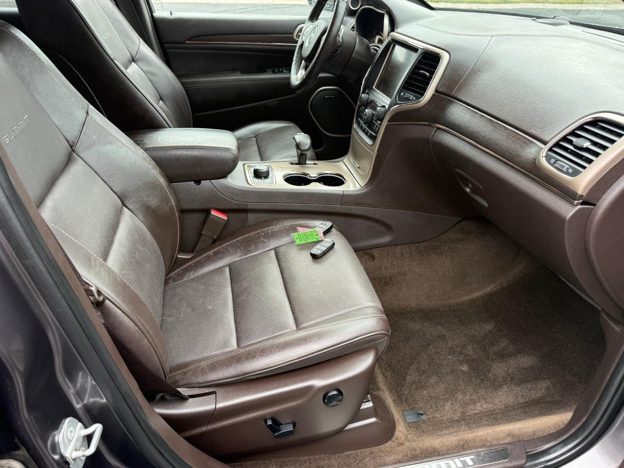 2015 Jeep Grand Cherokee 4WD 4dr Summit Photo