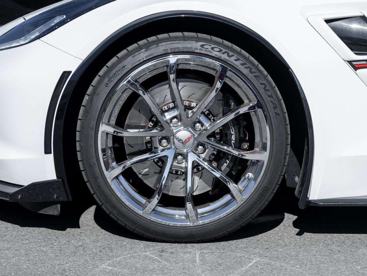 2018 Chevrolet Corvette Grand Sport Coupe 3LT Photo